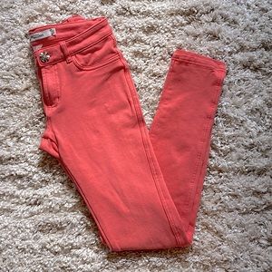 Womens Coral Jeggings. Womens size medium/27in inseam